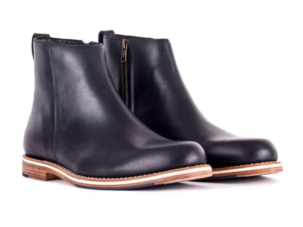 mens black boots leather  sole